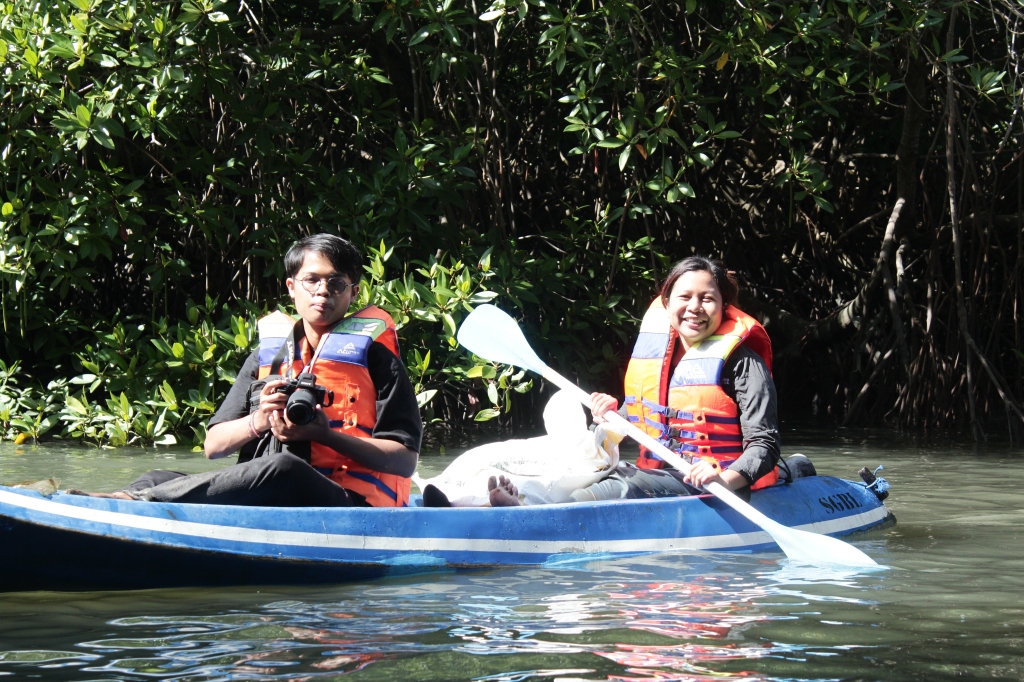 Berkano Ria Sembari Berkontribusi untuk Konservasi Mangrove